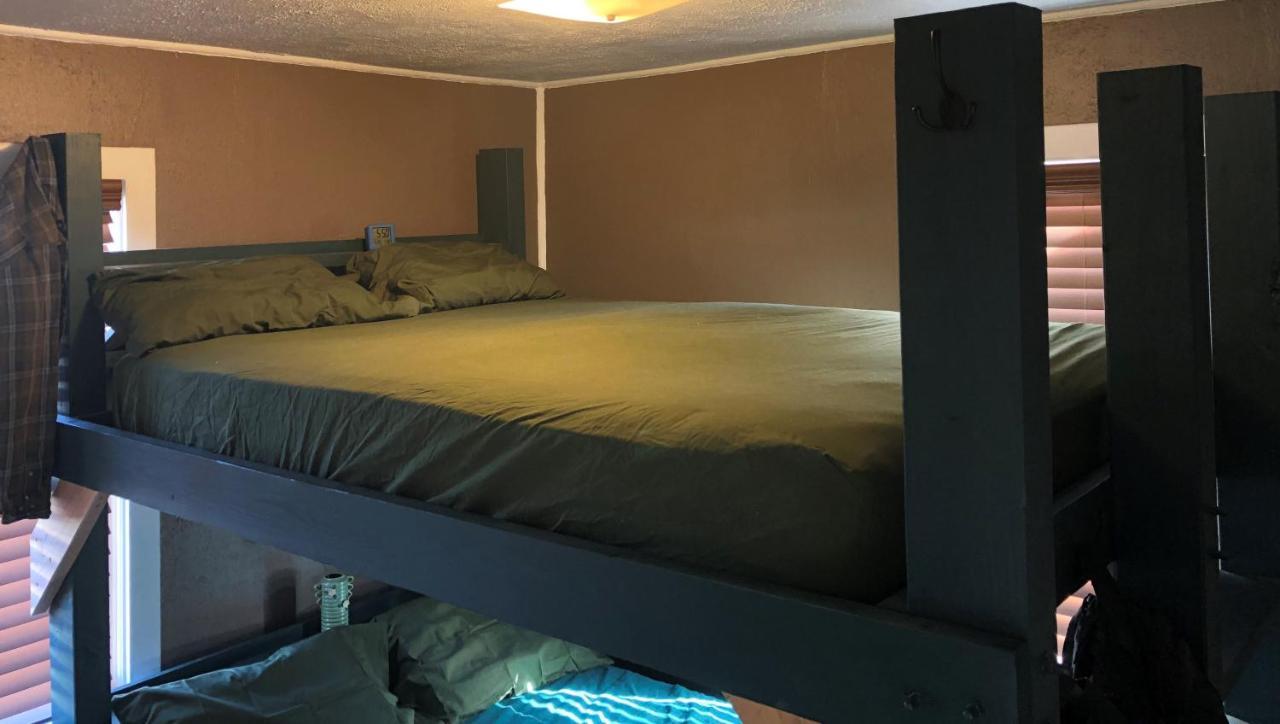 Lava Flow Hostel Grants Dış mekan fotoğraf